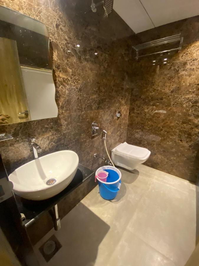 Hotel BKC CROWN - Near Trade Centre, Visa Consulate Mumbai Exterior foto
